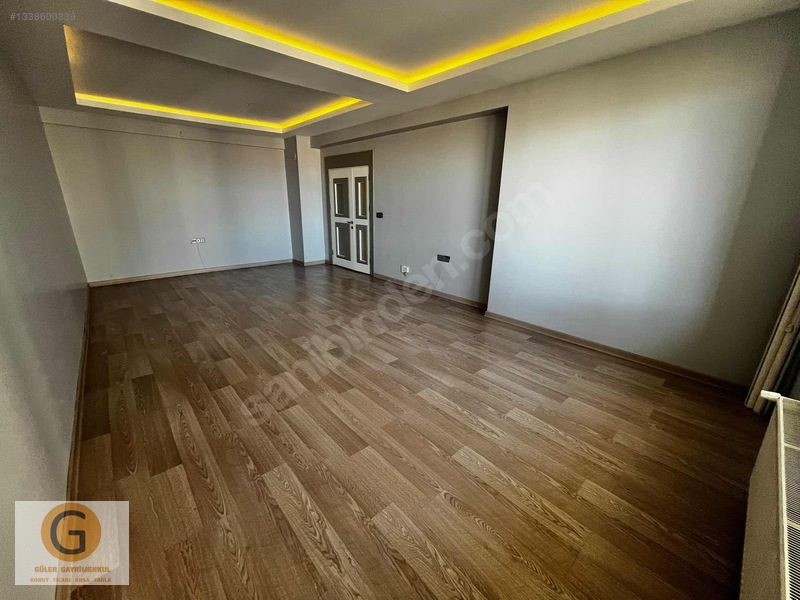 Güler'den Bostancıoğlu Park Rezidans 'ta Kiralık 3+1 Daire — fotoğraf 3