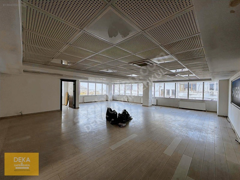 Deka Gayrimenkul'den İlkadım Şehrin Kalbinde Kiralık 340m² Ofis — fotoğraf 10