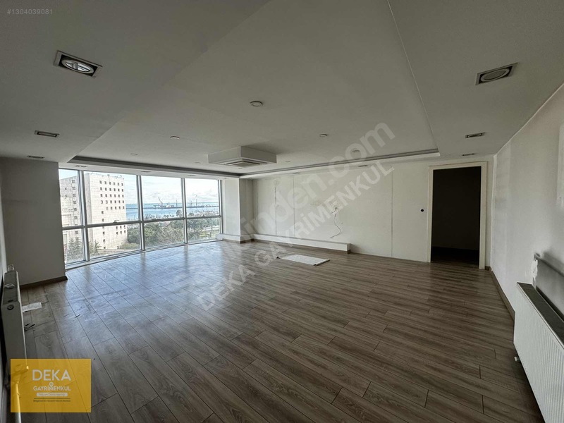 Deka Gayrimenkul'den İlkadım Şehrin Kalbinde Kiralık 340m² Ofis — fotoğraf 13