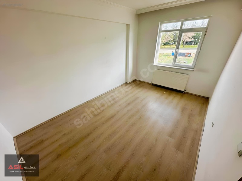 /asil Emlaktan/merkezi Konumda 3+1 Eksiksiz Daire — fotoğraf 2