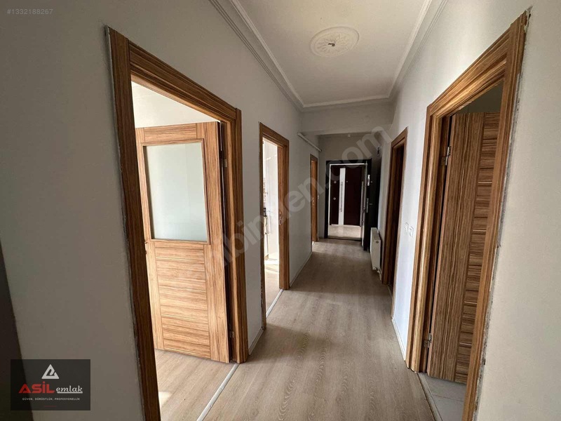 /asil Emlaktan/merkezi Konumda 3+1 Eksiksiz Daire — fotoğraf 8