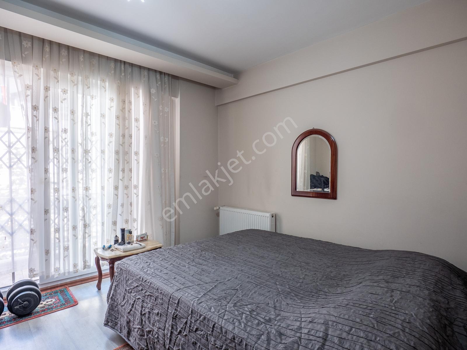 Aydın Kurtuluş Mahallesi'nde Satılık 3+1 Arakat Daire — fotoğraf 23