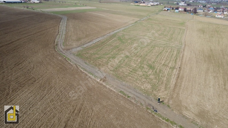 (detay)hoğu'da Resmi Yollu,manzaralı Köşe Parsel Tarla — fotoğraf 11