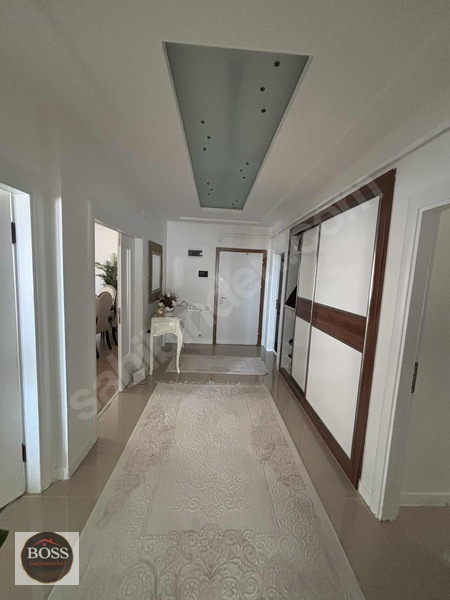 Boss/ Cumhuriyet Mah. Kiralık 4+1 Havuzlu 24 Saat Güvnlikl Daire — fotoğraf 6