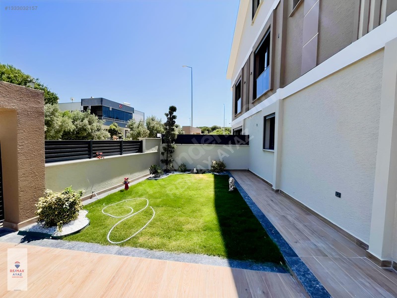 Didim Efeler Mahallesinde Havuzlu Lüks 3+1 Müstakil Villa — fotoğraf 2