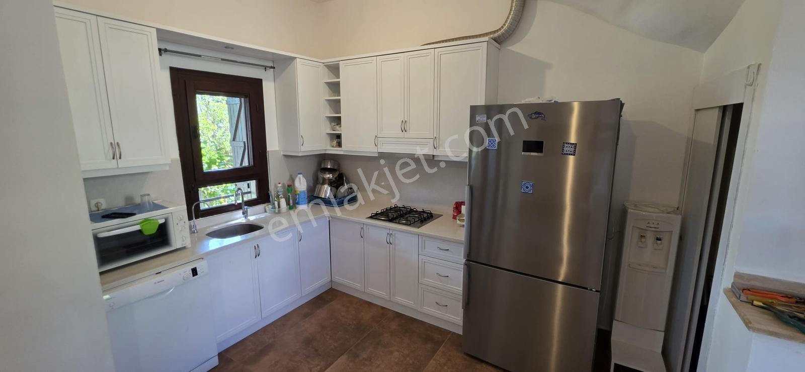 Denize Sıfır Sitede Masrafsız, Eşyalı Satılık Yaşam Fırsatı! — fotoğraf 5