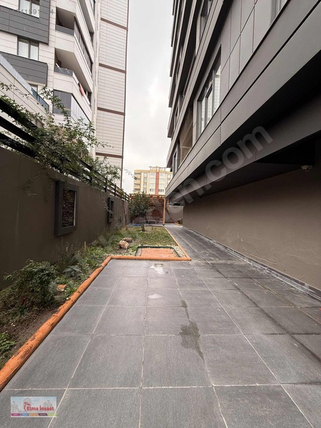 Elma Gayrimenkul'de 35 Metre'de Lüx Eşyalı Kiralık 1+1 Daire — fotoğraf 3