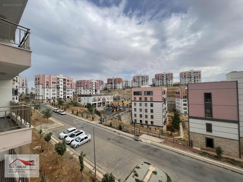 Güç Emlaktan Satılık 2+1 Yeni Batıkent Tokiler De Daire — fotoğraf 8