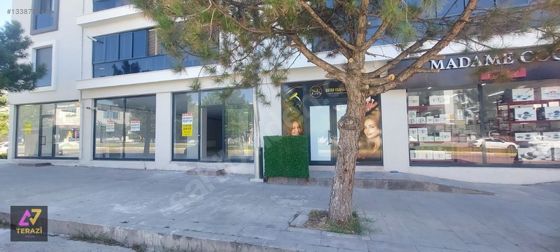 Terazi Emlak'tan Kırklar Cad. Üzeri Kiralık Mağaza Dükkan Ofis — fotoğraf 3