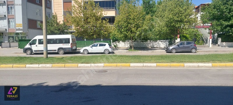 Terazi Emlak'tan Kırklar Cad. Üzeri Kiralık Mağaza Dükkan Ofis — fotoğraf 17