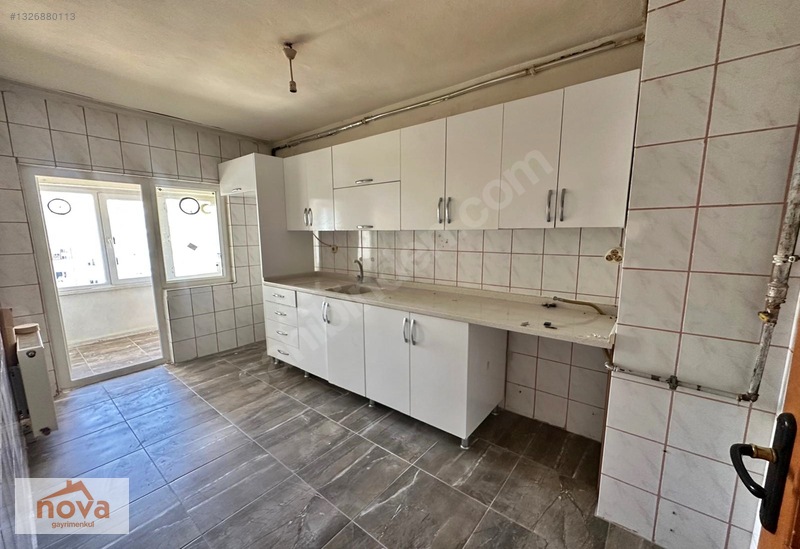 Oğuzlar Mah. Ara Katta//yapılı//site İçerisin'de Kiralık Daire — fotoğraf 2