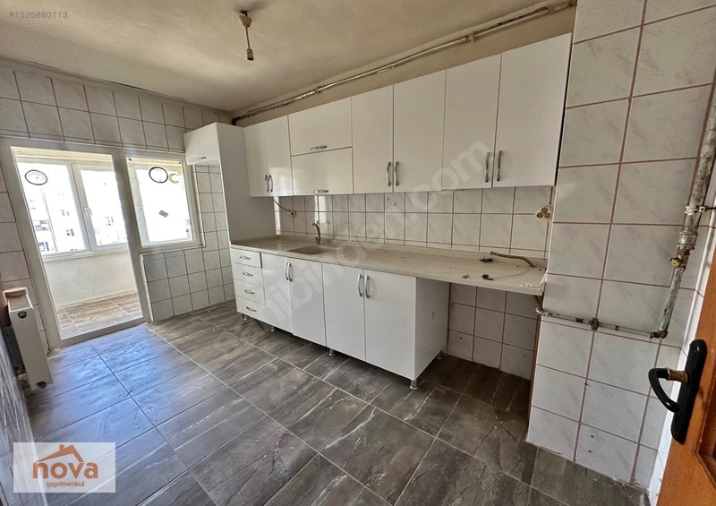 Oğuzlar Mah. Ara Katta//yapılı//site İçerisin'de Kiralık Daire — fotoğraf 5
