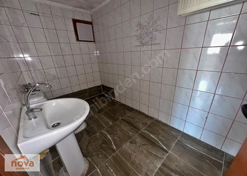 Oğuzlar Mah. Ara Katta//yapılı//site İçerisin'de Kiralık Daire — fotoğraf 23