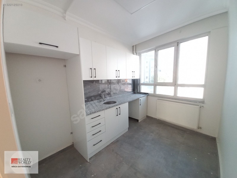 Değirmiçem'de Kiralık Ofisler 180 M2 8 Adet Çoklu M2 Seçenekleri — fotoğraf 5