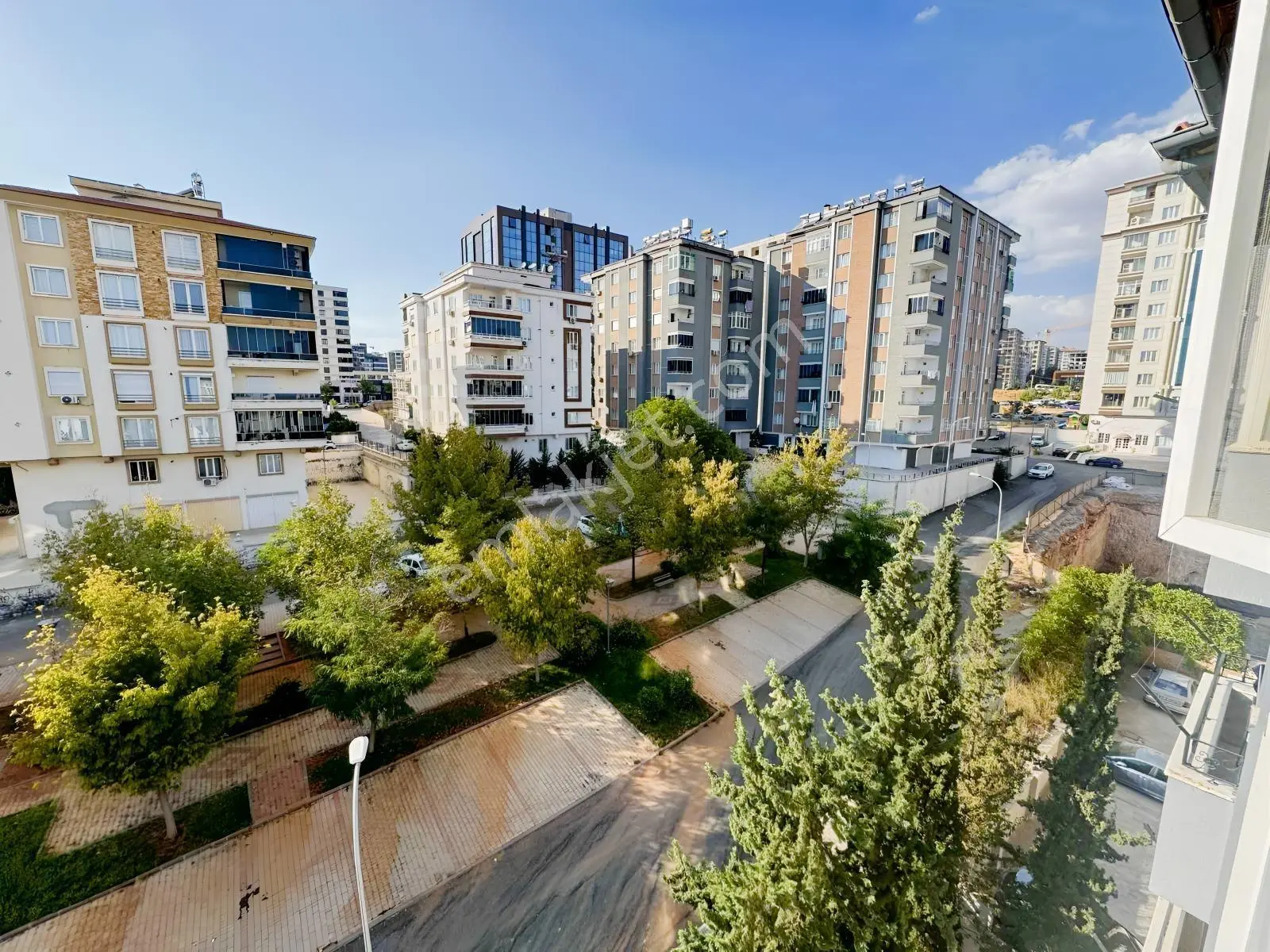 Batıkent Mh. Park Manzaralı Bakımlı Geniş Mantıklı 4+1! - Daire — fotoğraf 4