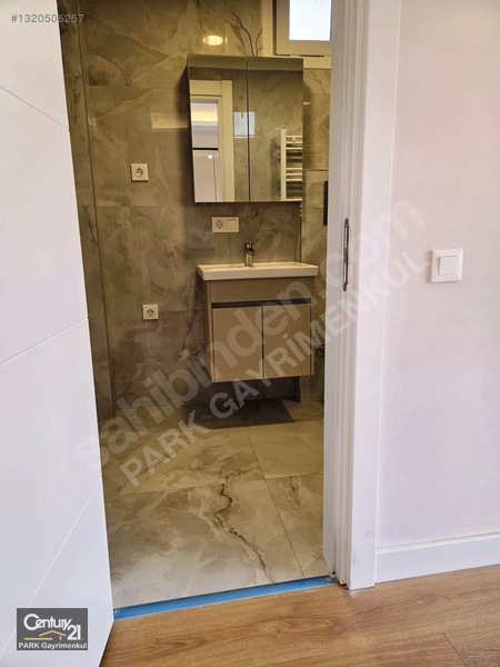 Hem Yatırım Hemde Oturmak İçin İdeal İkidakikada B.caddesi 1+1 . — fotoğraf 23