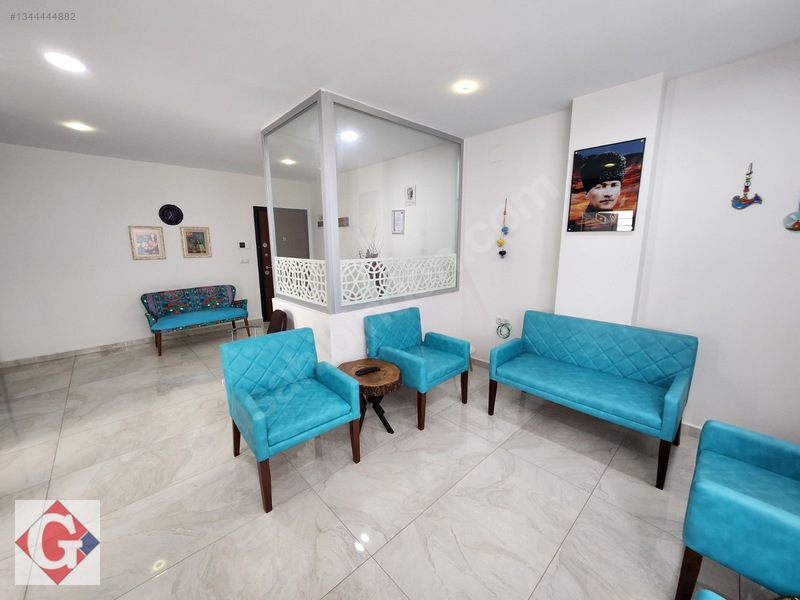 Görgün'den Tepelizade İş Merkezi'nde 55m2 3 Bölümlü Lüks Ofis — fotoğraf 2