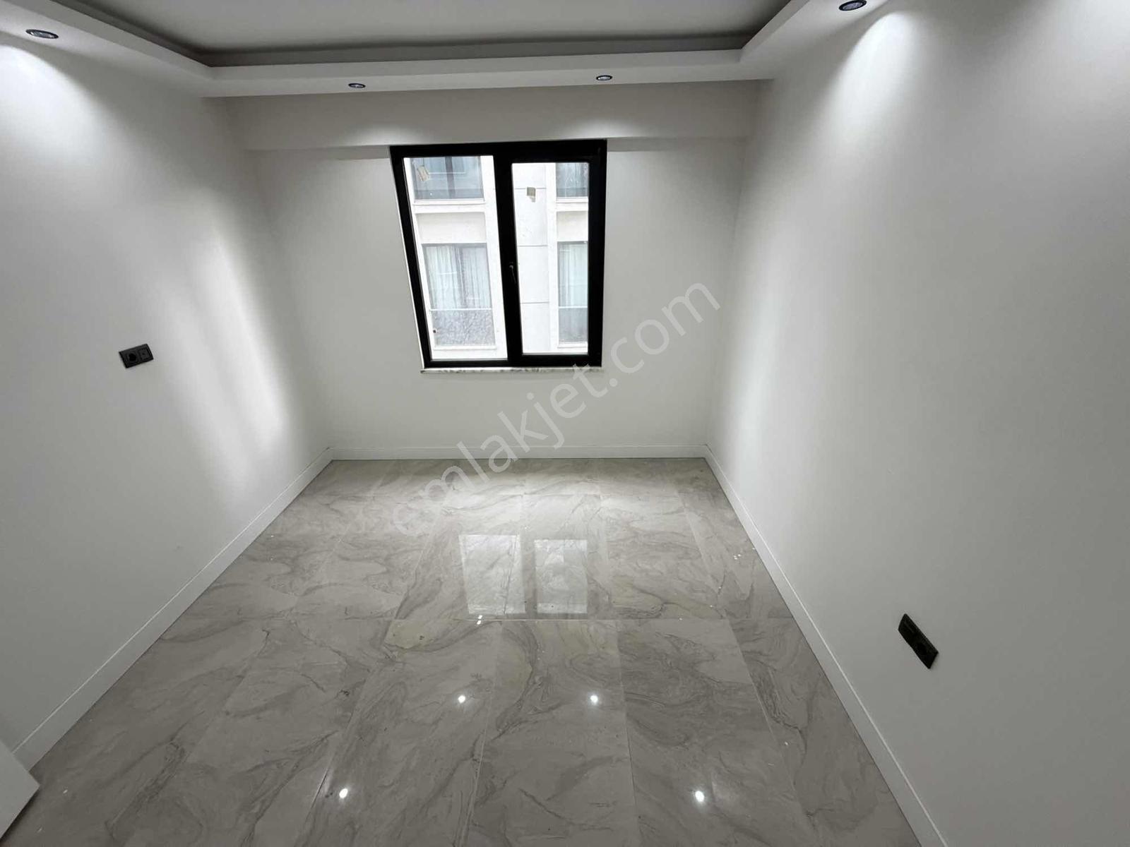 Blue'dan Çiftlik Mahallesinde Ön Cephe Satılık 2+1 Daire — fotoğraf 5