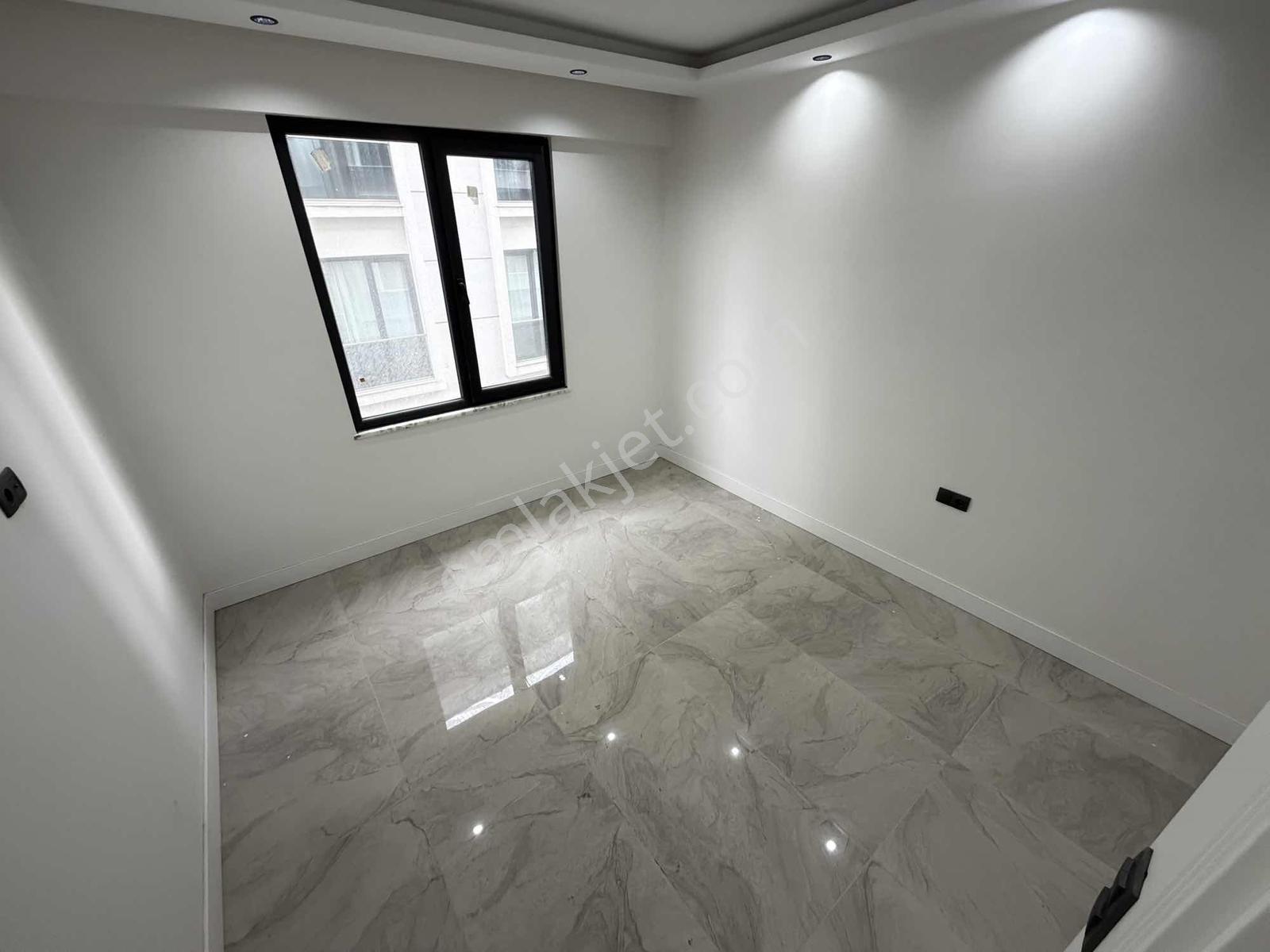 Blue'dan Çiftlik Mahallesinde Ön Cephe Satılık 2+1 Daire — fotoğraf 13