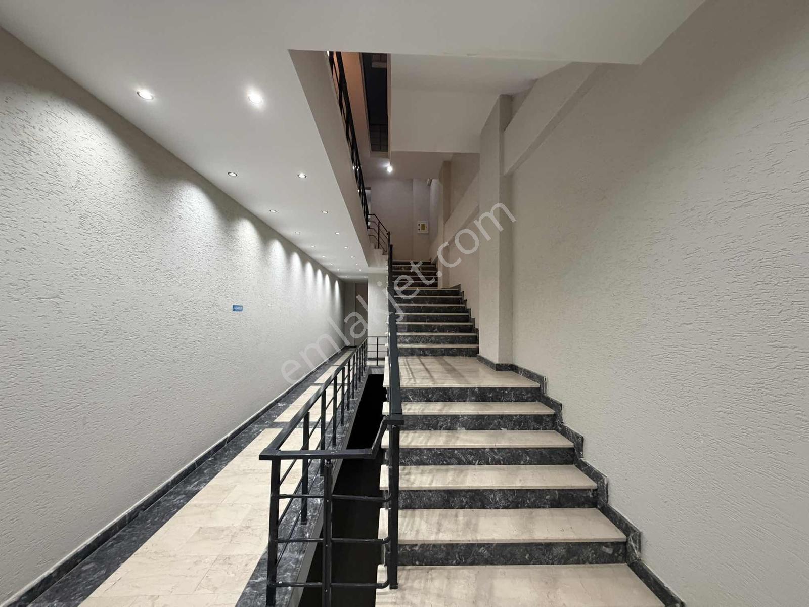 Blue'dan Çiftlik Mahallesinde Ön Cephe Satılık 2+1 Daire — fotoğraf 19