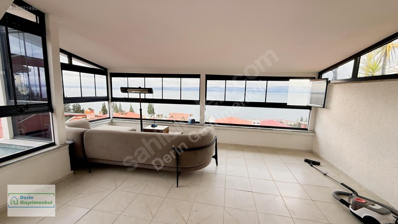 Derin'den Daire Fiyatına Deniz Manzaralı Villa — fotoğraf 3