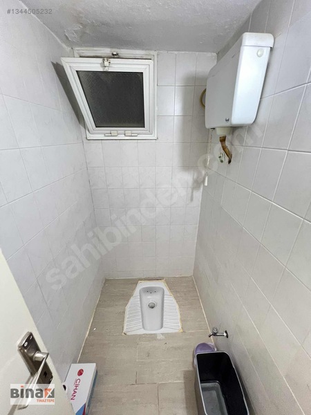 Binax'tan Üçkuyular Meydan Ve Metro İst. Yanı Ara Kat 3+1 Daire — fotoğraf 24