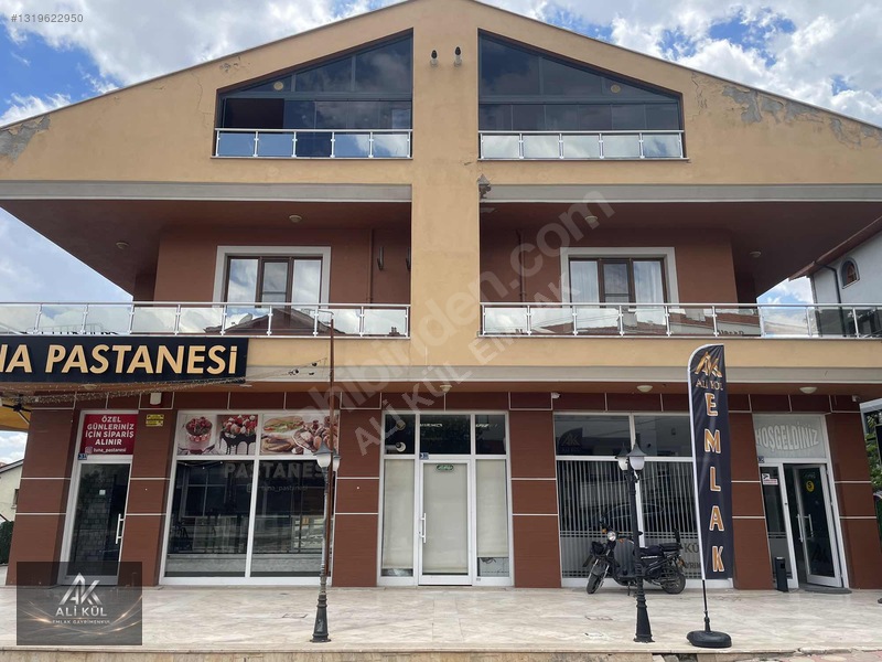 Ali Kül Emlak'Tan Eski Meram Tıp Karşısı 27 M² Kiralık İş Yeri