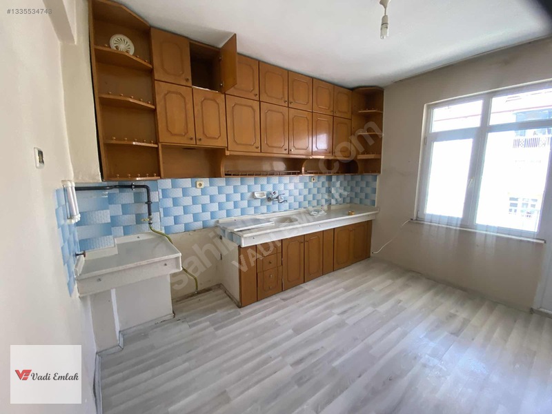 Esentepe'de Kiralık 2+1 Daire, Merkezi Konumda | Vadi Emlak — fotoğraf 5