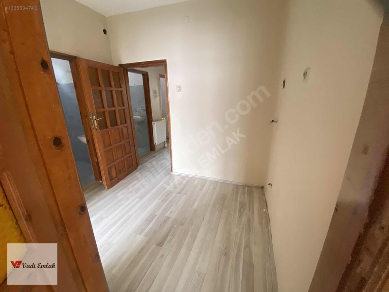 Esentepe'de Kiralık 2+1 Daire, Merkezi Konumda | Vadi Emlak — fotoğraf 14
