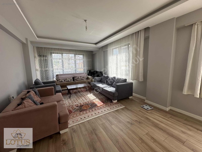 Başiskele Yeşilyurt 3+1 160 M2 Ebeveyn Banyolu Dubleks Daire — fotoğraf 3