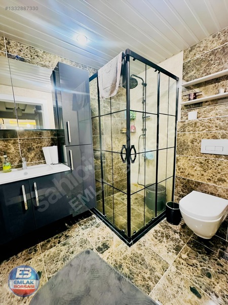 Emlak Borsası'ndan 4+1 Lüks Daire, 185m² Net, Merkezi Konumda — fotoğraf 22