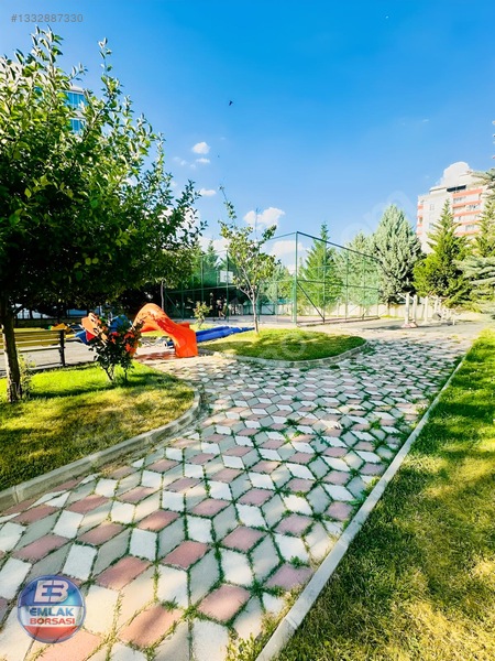 Emlak Borsası'ndan 4+1 Lüks Daire, 185m² Net, Merkezi Konumda — fotoğraf 30
