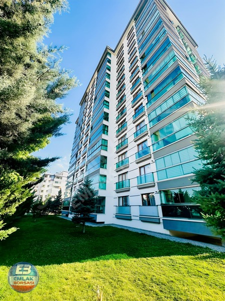 Emlak Borsası'ndan 4+1 Lüks Daire, 185m² Net, Merkezi Konumda — fotoğraf 31