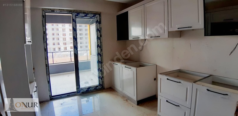 Onur Emlak Larmina Garden Site İçi Kapalı Otoparklı Ara Kat 3+1 — fotoğraf 5