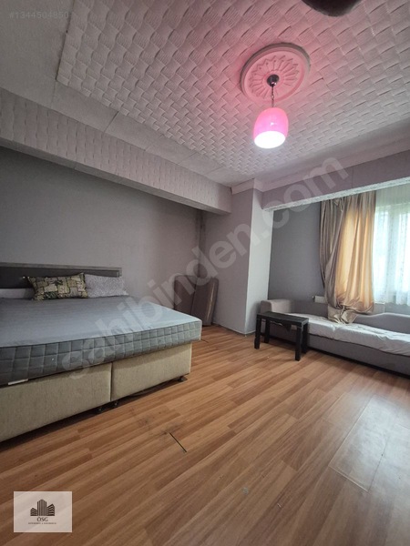 Madenler Metro 2.dk Yürüme 70m2 1+1 Eşyalı Daire 25000tl — fotoğraf 4