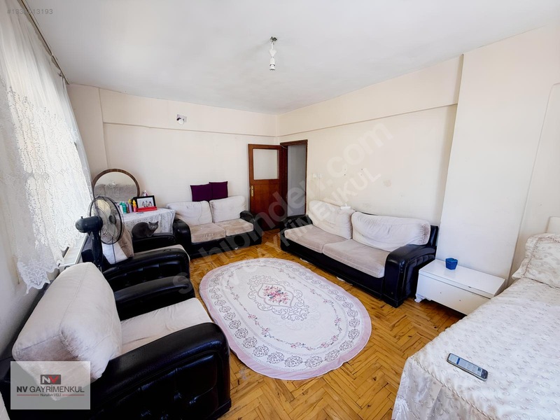 Nv Gayrimenkul | Nusrettin'de 3+1 120 M2 Satılık Ara Kat Daire — fotoğraf 7