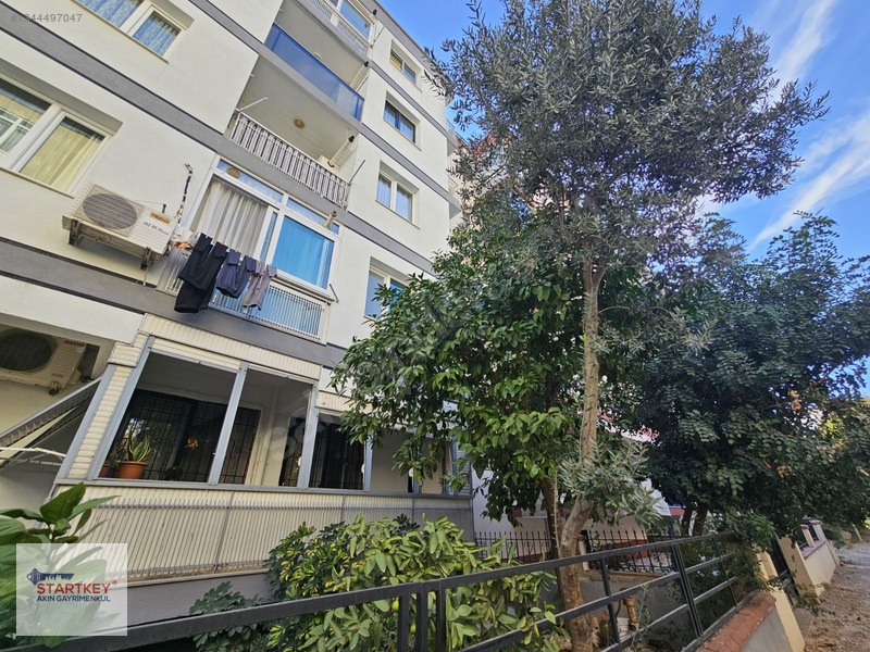 Karşıyaka Bahçelievler'de 3+1 Kapalı Mutfak Satılık Daire — fotoğraf 3