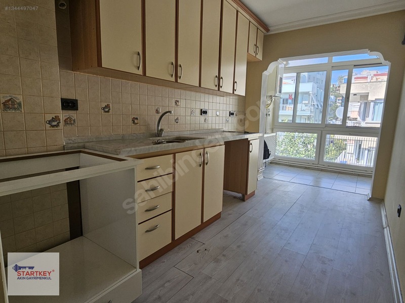 Karşıyaka Bahçelievler'de 3+1 Kapalı Mutfak Satılık Daire — fotoğraf 11