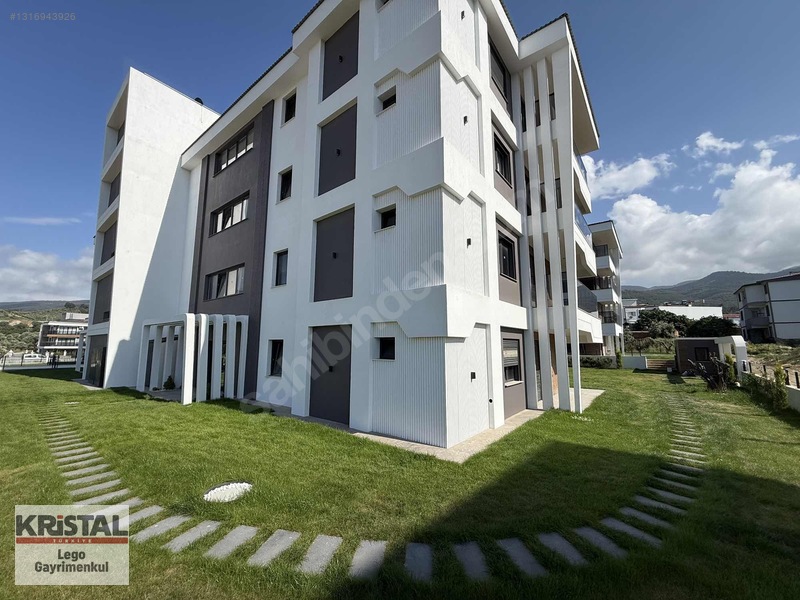 *kuşadası Davutlarda Lüks Sosyal Donatılı 2+1 1+1 Daireler* — fotoğraf 3