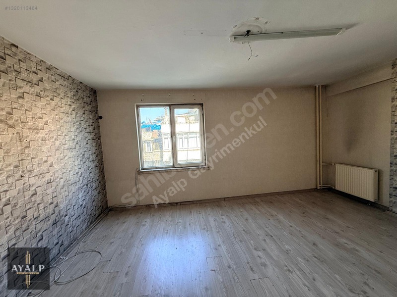 Fuar İş Merkezinde Kiralk Ofis — fotoğraf 3