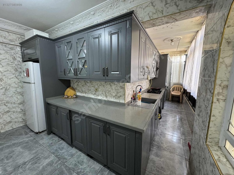 Cennet Gyo'dan Satılık 4+1 Merkezi Konumda Daire — fotoğraf 2