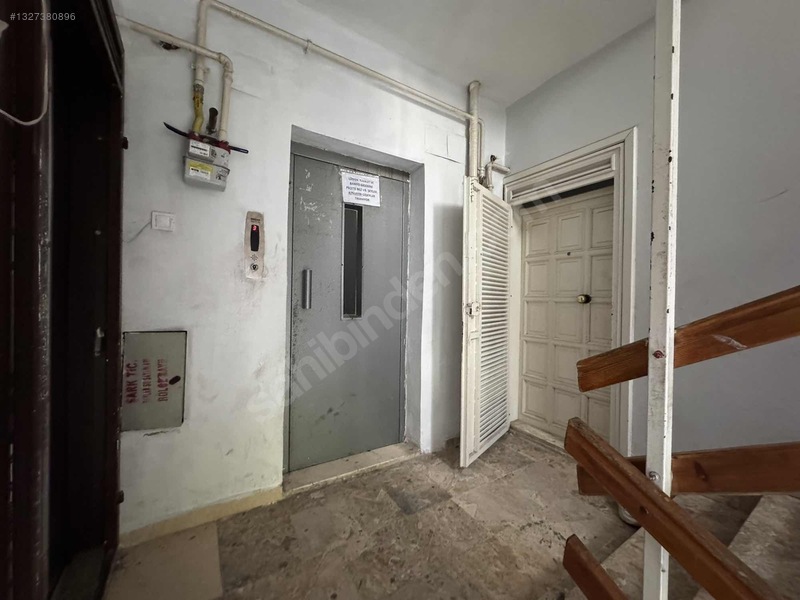 Cennet Gyo'dan Satılık 4+1 Merkezi Konumda Daire — fotoğraf 27