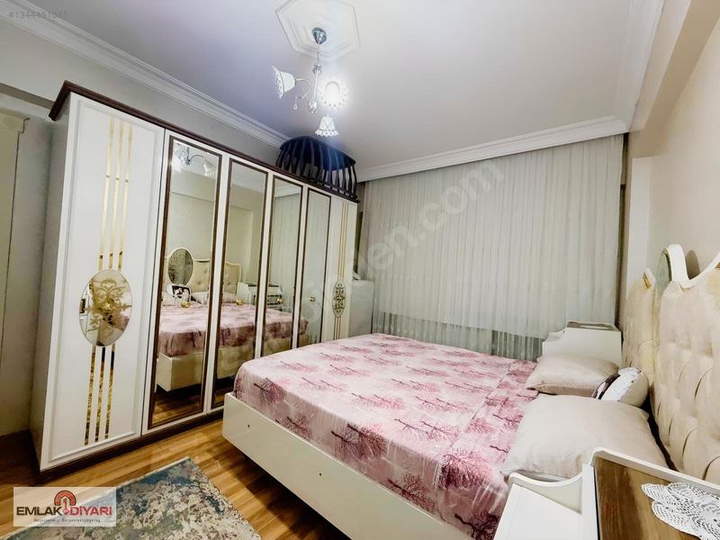 Emlak Diyarından Kütüphane Yanında 3+1 Ara Kat Satılık Daire — fotoğraf 26