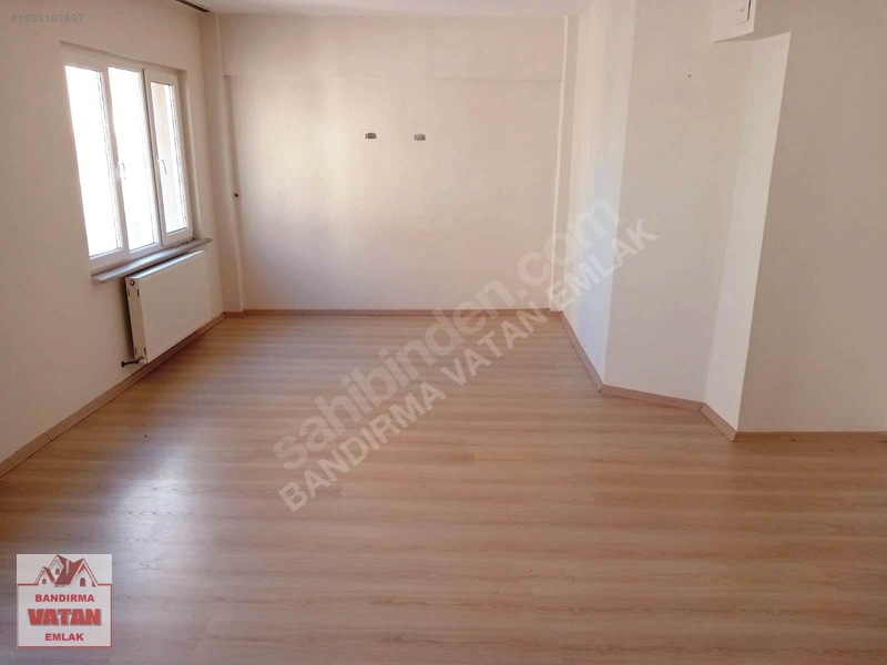 Bandırma Vatan Emlak'tan Atatürk Caddesine 100 Metre 3+1 Kiralık — fotoğraf 5