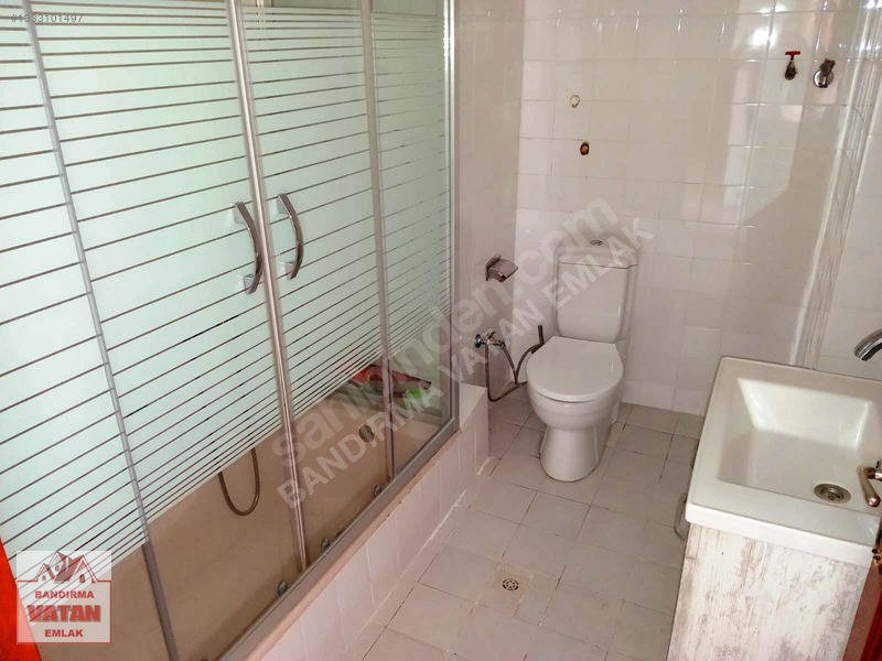 Bandırma Vatan Emlak'tan Atatürk Caddesine 100 Metre 3+1 Kiralık — fotoğraf 24
