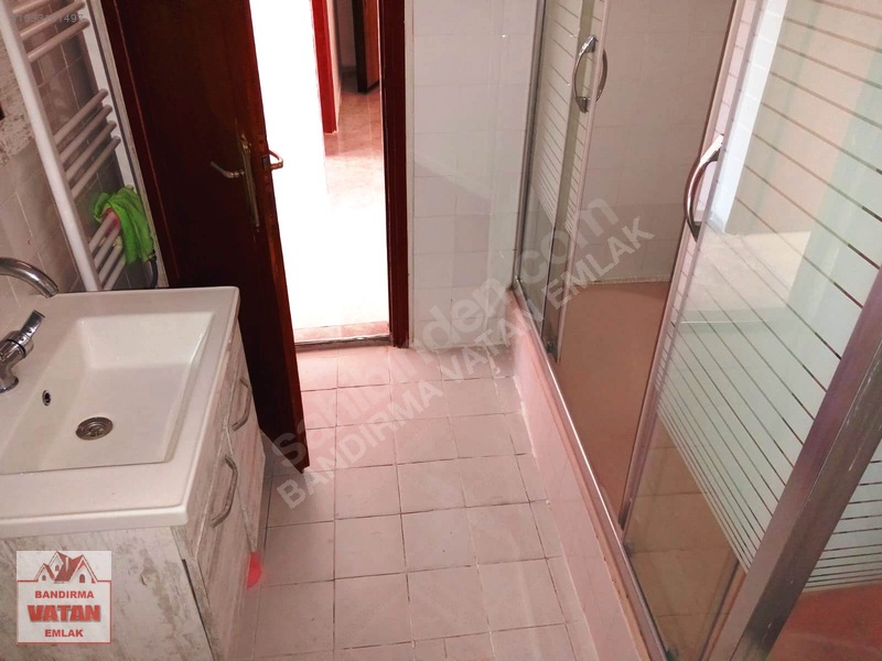 Bandırma Vatan Emlak'tan Atatürk Caddesine 100 Metre 3+1 Kiralık — fotoğraf 25