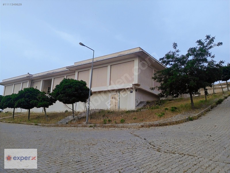 Toki Ticaret Merkezinde 150 M² Satılık Kelepir Dükkan — fotoğraf 2