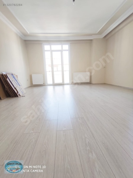 Pendik Hastane Metrosu Yanında Satılık 2+1 Geniş 2+1 Daire — fotoğraf 7