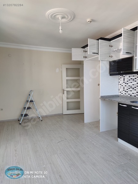 Pendik Hastane Metrosu Yanında Satılık 2+1 Geniş 2+1 Daire — fotoğraf 11