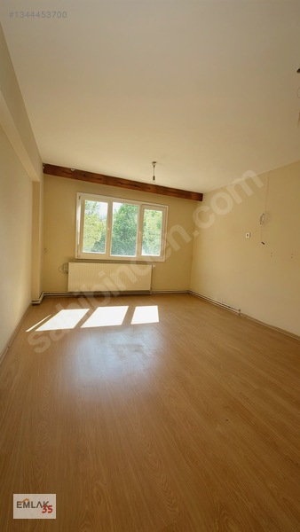 Emlak35'den Site İçerisin 3+1 Yatırımlık Satılık Daire — fotoğraf 3